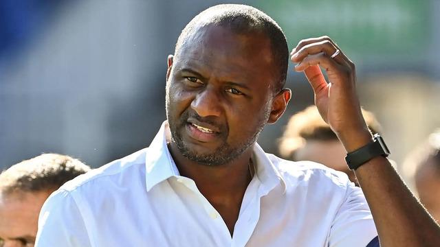 Senegal Milli Takımı'nda Yeni Teknik Direktör Patrick Vieira Oldu