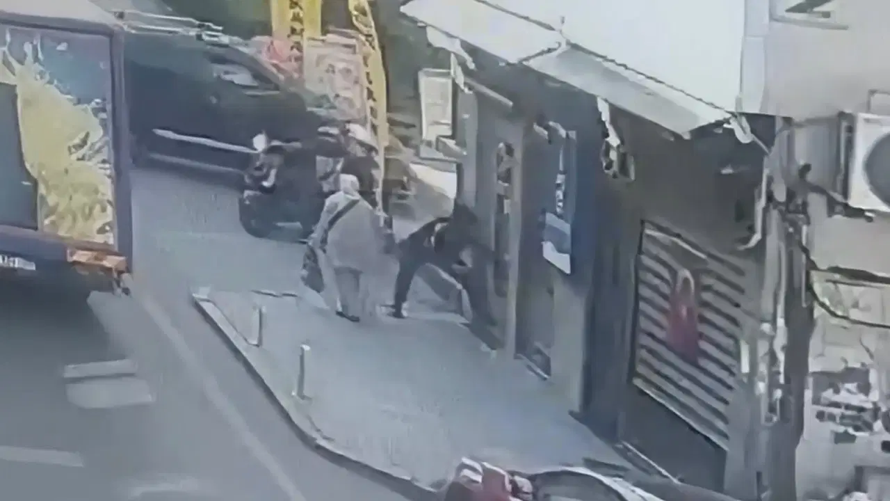 Hırsızlık Şoku: Kadın kıyafetiyle girdi, 500 bin lira değerinde altın ve döviz çalındı