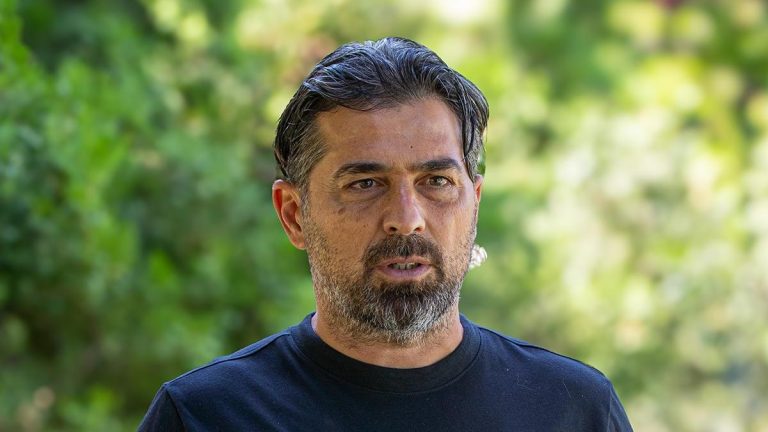 Çaykur Rizespor Teknik Direktörü İlhan Palut: Yönetimle takımı kurmaya çalışıyoruz